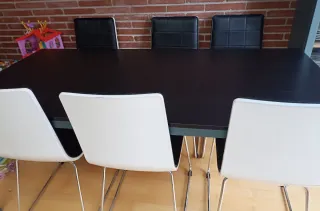 Mesa comedor y 6 sillas negras