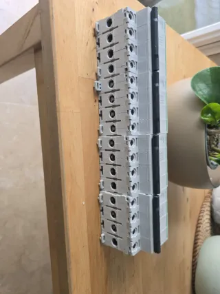 Lote 4 Schneider Electric C60N C40 Interruptor