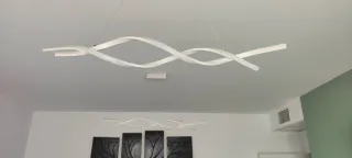 Lámparas colgantes modernas blancas