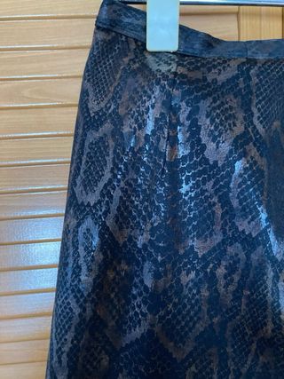 Falda estampada serpiente