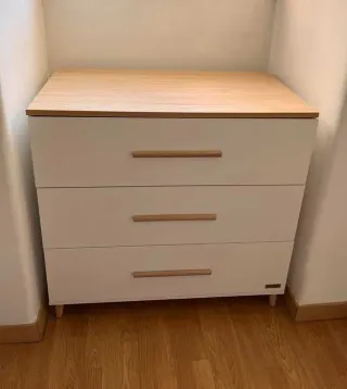 Cómoda Micuna 3 cajones - ¡En perfecto estado!