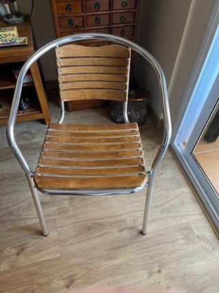 4 Sillas Metal y Madera Apilables