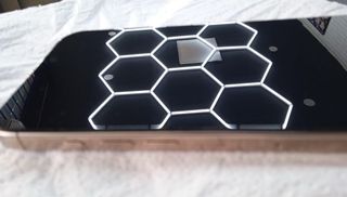 iPhone 16 Pro Max - Dorado/Plateado