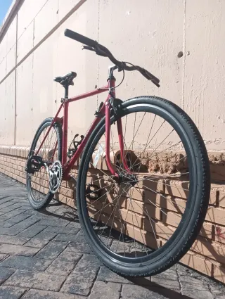 Bicicleta Roja