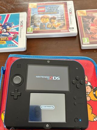 Nintendo 2DS + Pack Super Mario & LEGO + Funda