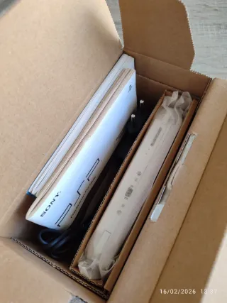 PSP Street Bianca, con scatola e volantini NUOVA