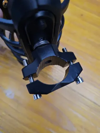 Soporte botella negro