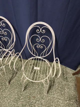 Conjunto mesa y butacas jardín