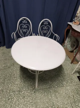 Conjunto mesa y butacas jardín