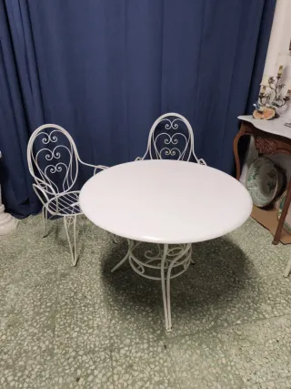 Conjunto mesa y butacas jardín