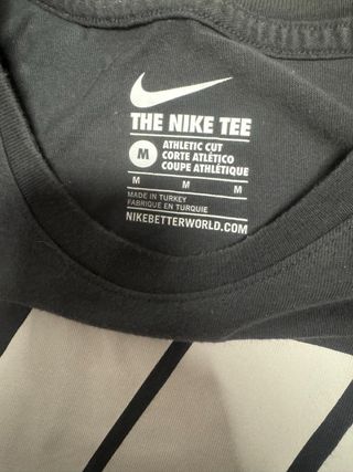 Camiseta Nike Negra Logo Blanco Talla M