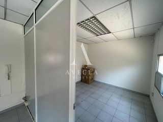 Nave industrial en venta en Sentmenat