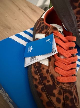Tenis Adidas Animal Print Naranja