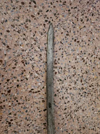 Espada decorativa antigua