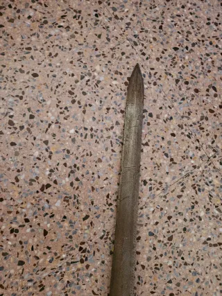 Espada decorativa antigua