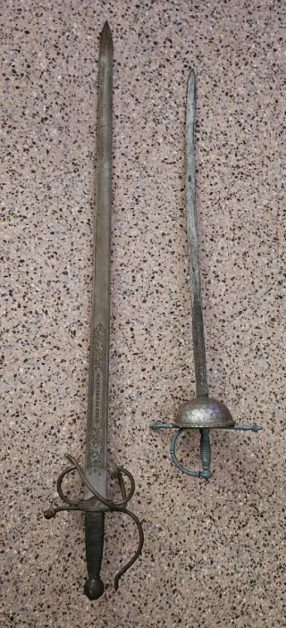 Espada decorativa antigua