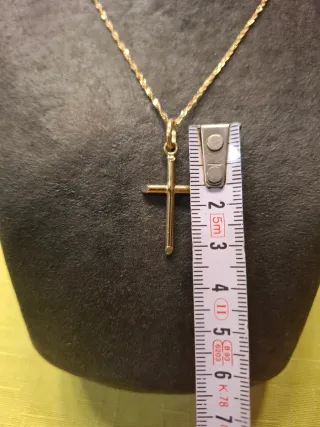 Colgante Cruz Oro 18kl con cadena 45cm incluida