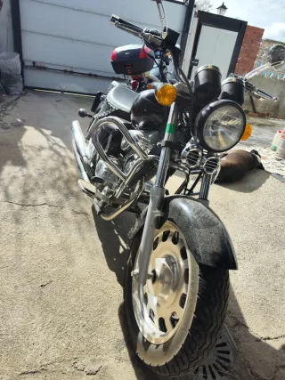 Moto Cruiser 125cc Negra Manual