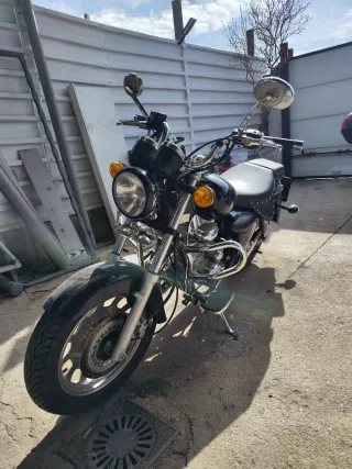 Moto Cruiser 125cc Negra Manual