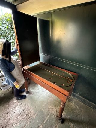 Mesa antigua juego bagatela.