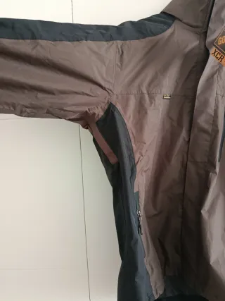 Chaqueta cortavientos talla L hombre