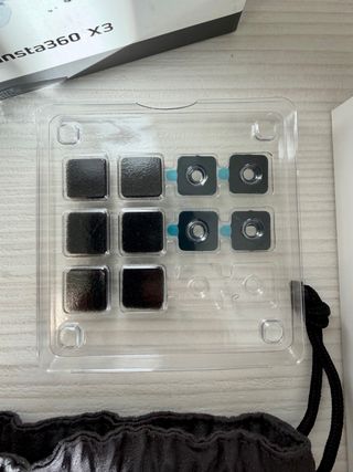 Insta360 X3 + Custodia Subacquea + SD 128GB