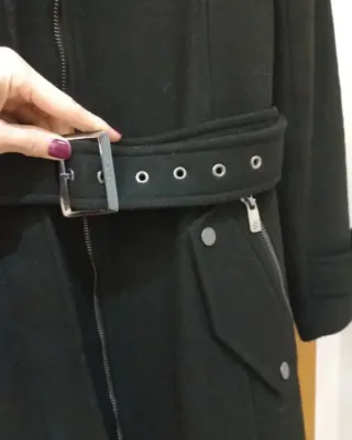 Abrigo negro mujer Salsa