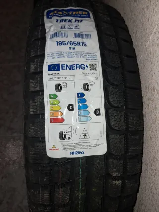 Ruedas de Nieve MaxTrek 195/65/15