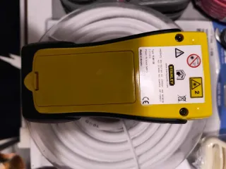 Misuratore Laser Stanley TLM130