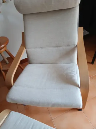 Sillón Poäng y reposapies Ikea Tela y Madera