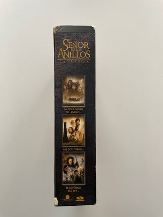 La trilogia del seńor de los anillos en DVD. 8€