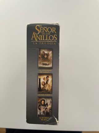 La trilogia del seńor de los anillos en DVD. 8€