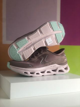 Skechers Glide Step Altus Talla 37