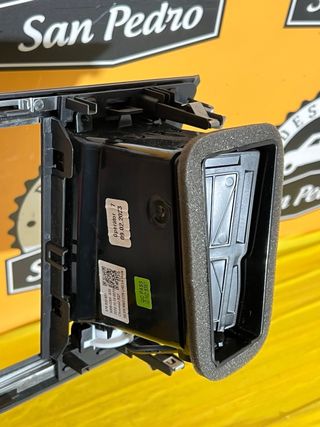 AIREADOR CENTRAL SEAT ATECA