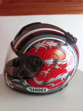 Casco Integral Shoei Negro y Rojo