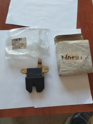 Cierre pestillo maletero VW 3B5 827 505 M Schloss