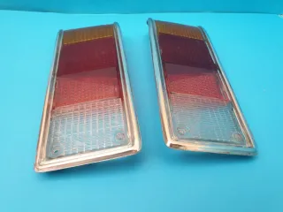 Opel Rekord D plastica fanale posteriore destro e