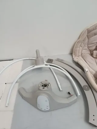 Hamaca eléctrica Momi Kenani W22Y2766