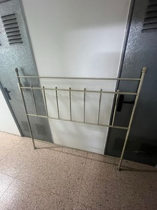 Cabecero metálico 1,35