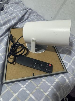 PROYECTOR Y300