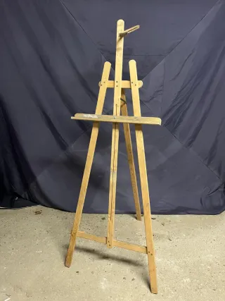 Caballete de madera para pintar
