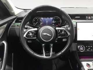 Jaguar F-Pace SE