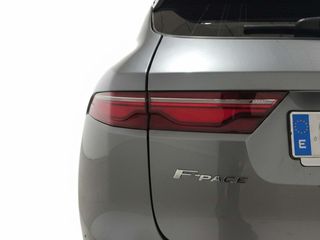 Jaguar F-Pace SE