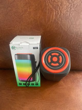Altavoz Portátil RT 7067