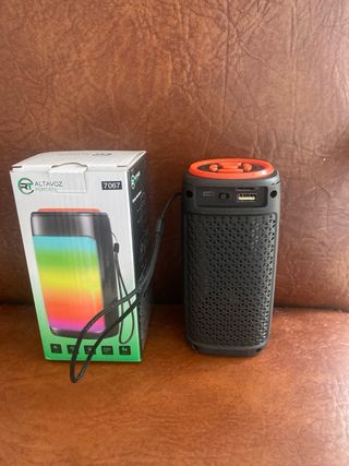 Altavoz Portátil RT 7067