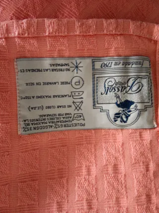 Colcha salmon de tela