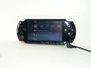 Console portatile Sony PSP 2004 nera