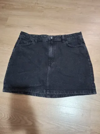 Falda vaquera negra Primark Talla 40