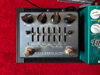 Pedalboard+pedales de efectos para bajo eléctrico