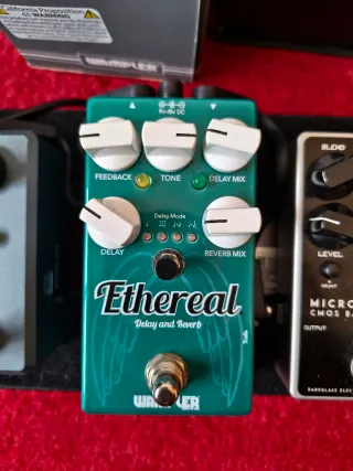 Pedalboard+pedales de efectos para bajo eléctrico